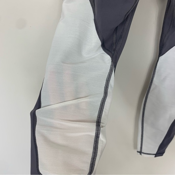 Athleta Up For Anything 7/8 Tight Colorblock Leggings Size Small - Picture 11 of 15